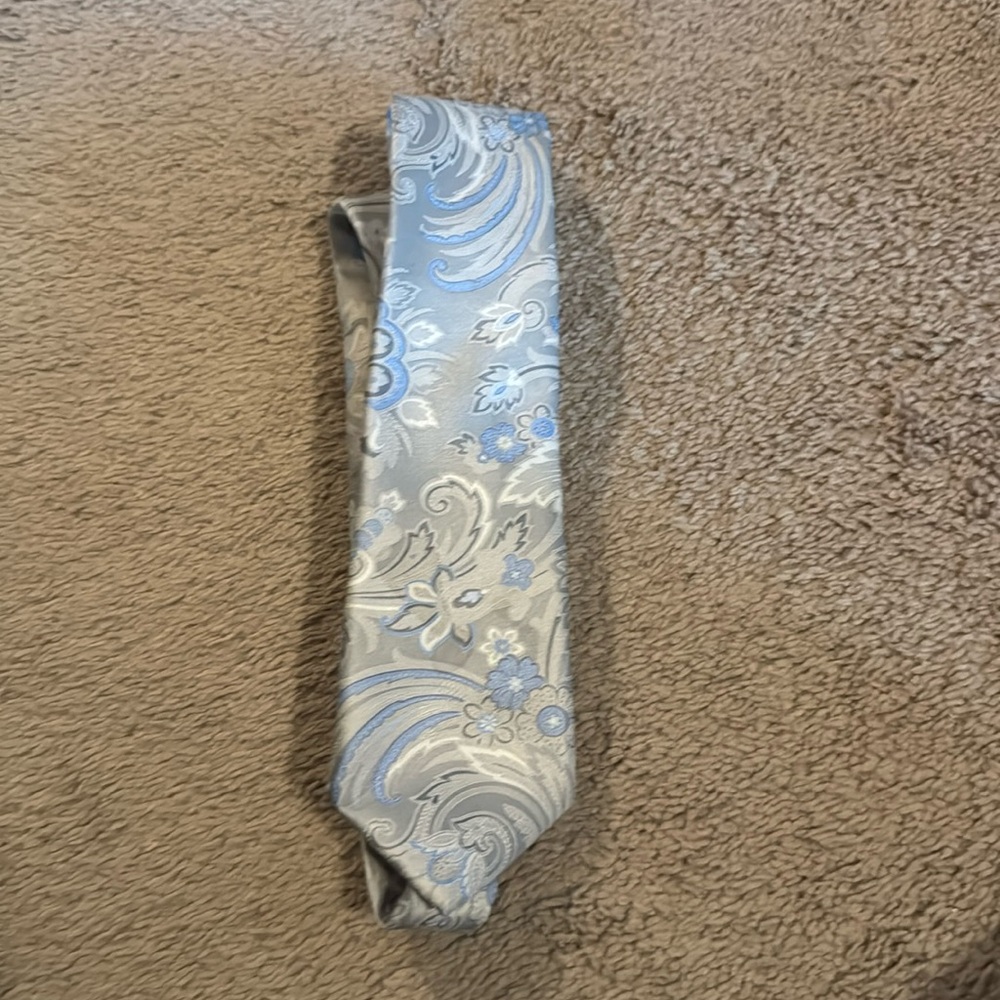 Designer brand Valentino 100% silk tie
